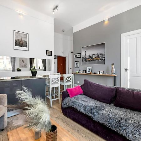 Amazing Apartment On Plac Zamkowy Varsovie Extérieur photo
